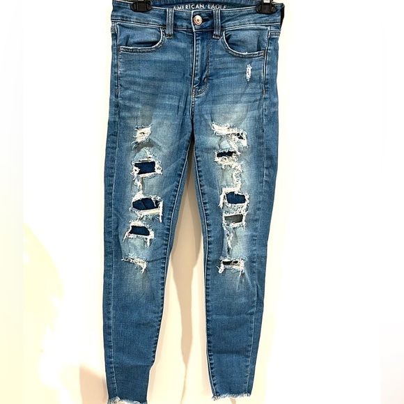 American Eagle Women’s High Rise Distressed Jeggings Size 2 - Picture 4 of 14